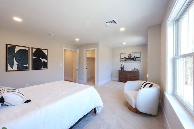 63 Thomas Mann Circle 36, Norfolk, MA 02056