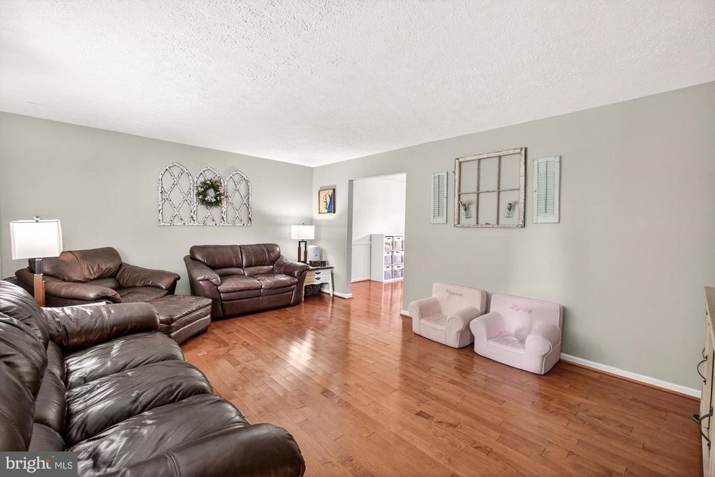 Image 5 of property listing at 7222 PATTON, Woodbine, MD 21797