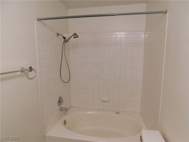 7025 Pindarri Way, Las Vegas, NV 89145