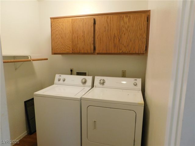 7025 Pindarri Way, Las Vegas, NV 89145