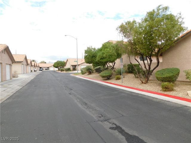 7025 Pindarri Way, Las Vegas, NV 89145