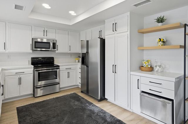 23 Leon Way, Rancho Mirage, CA 92270