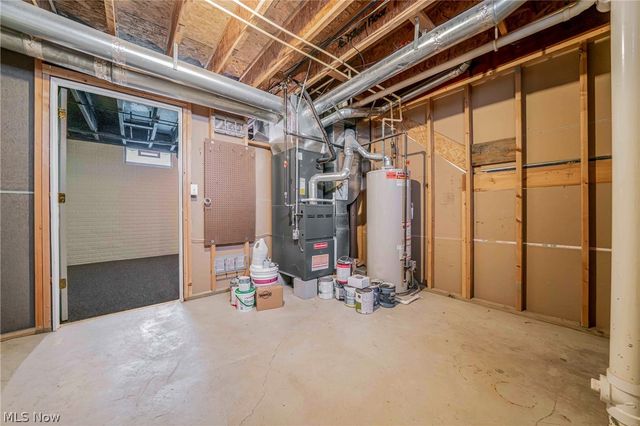 2477 W 5th Street, Cleveland, OH 44113