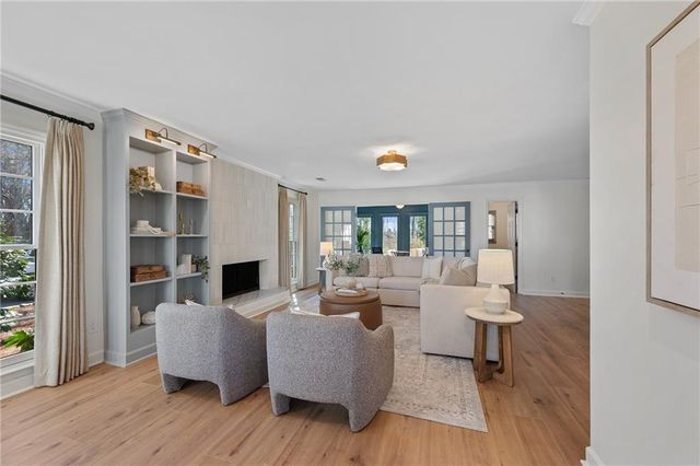 950 Mountain Brook NW Lane, Marietta, GA 30064