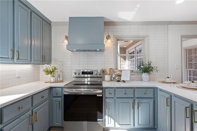 950 Mountain Brook NW Lane, Marietta, GA 30064