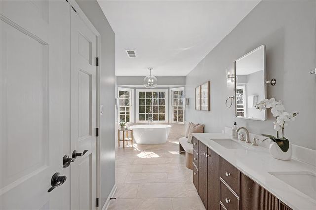 950 Mountain Brook NW Lane, Marietta, GA 30064