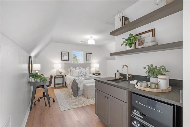 950 Mountain Brook NW Lane, Marietta, GA 30064