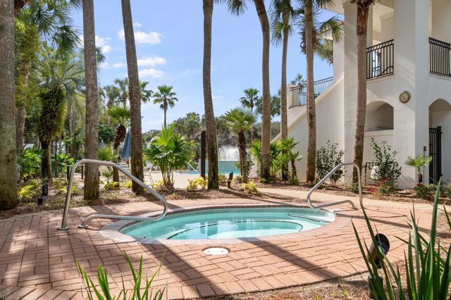 4621 Paradise Isle, Destin, FL 32541