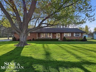6197 Urban Drive, East China Twp, MI 48054