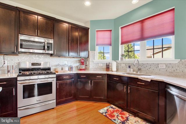 225 SAVANNAH DR, Gettysburg, PA 17325