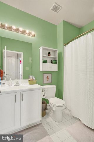 225 SAVANNAH DR, Gettysburg, PA 17325
