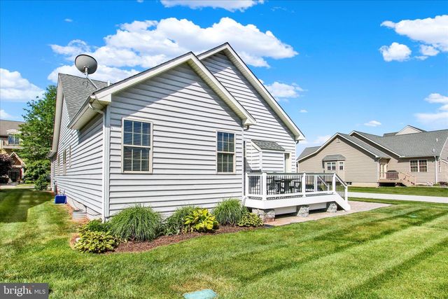 225 SAVANNAH DR, Gettysburg, PA 17325