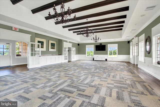 225 SAVANNAH DR, Gettysburg, PA 17325