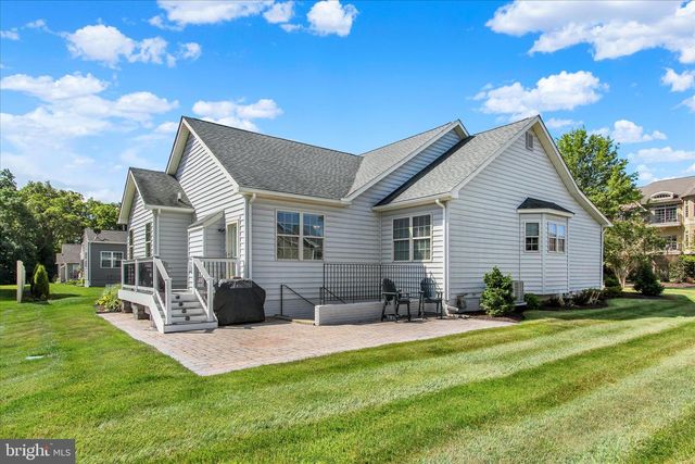 225 SAVANNAH DR, Gettysburg, PA 17325