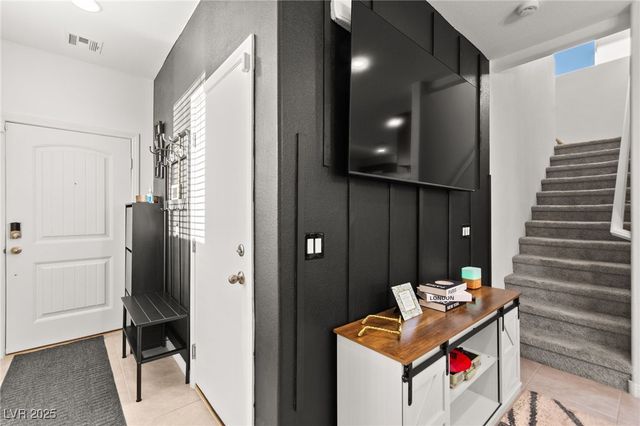 4057 Pioneer Ridge Court, Las Vegas, NV 89115