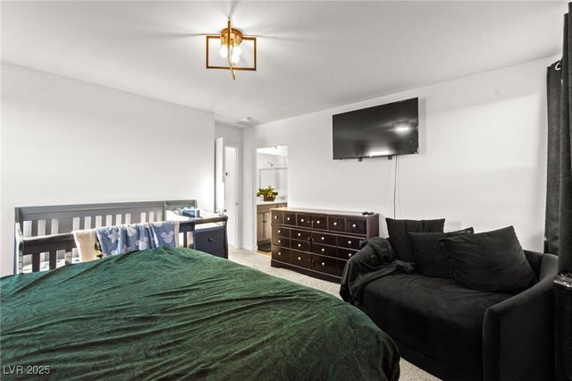 4057 Pioneer Ridge Court, Las Vegas, NV 89115