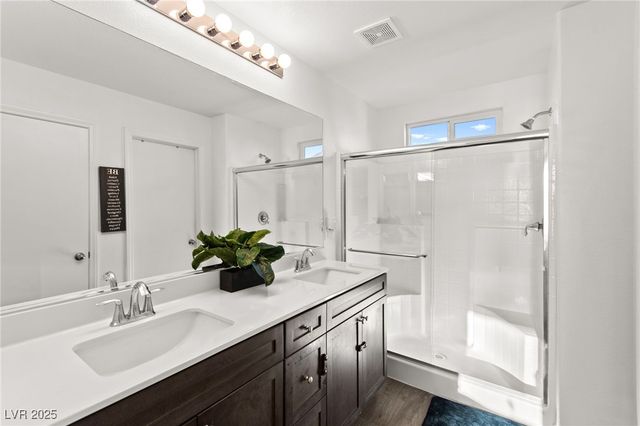 4057 Pioneer Ridge Court, Las Vegas, NV 89115