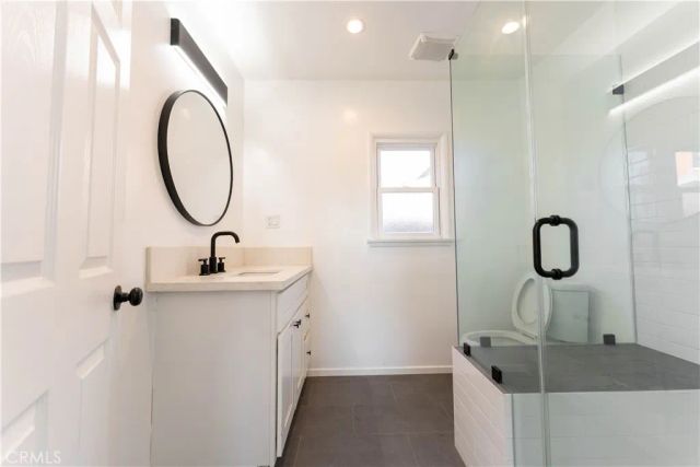 5743 Chesley Avenue, Los Angeles, CA 90043