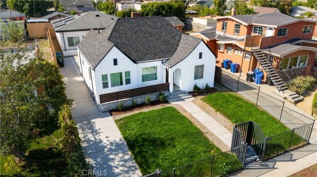 5743 Chesley Avenue, Los Angeles, CA 90043