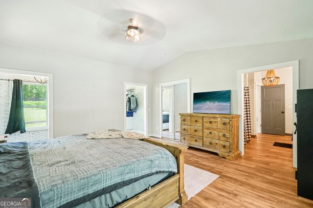 1199 Bo Bo Banks Road, Grantville, GA 30220