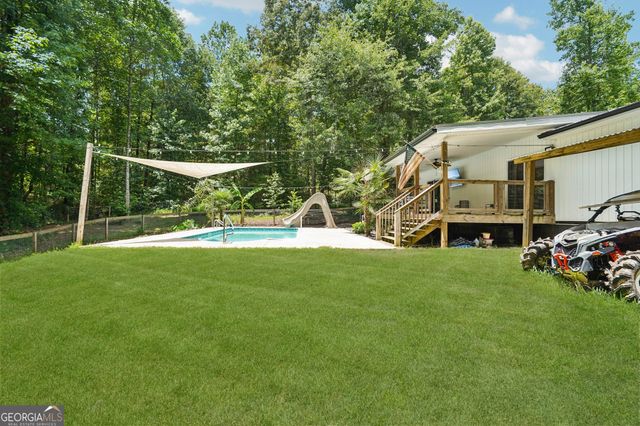 1199 Bo Bo Banks Road, Grantville, GA 30220