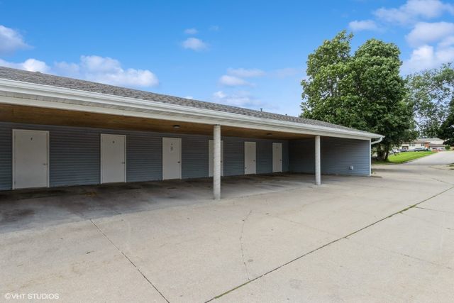 930A Boston Way 11, Coralville, IA 52241