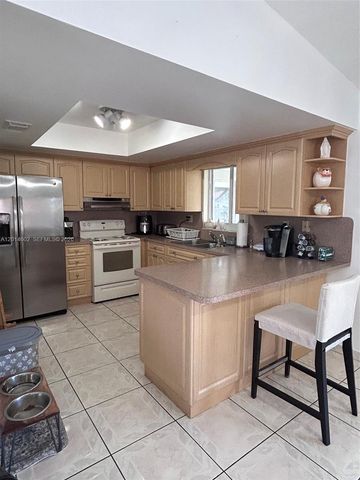 1181 SW 141st Ave, Miami, FL 33184
