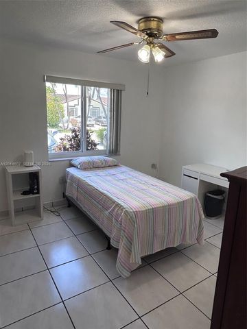 1181 SW 141st Ave, Miami, FL 33184