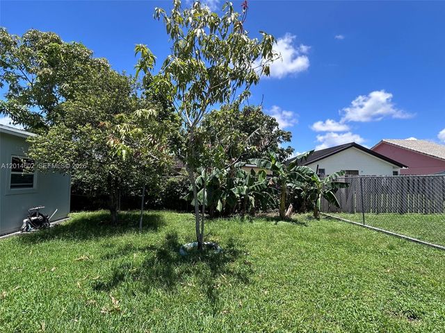1181 SW 141st Ave, Miami, FL 33184