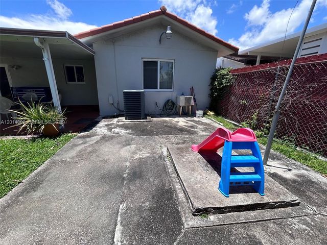 1181 SW 141st Ave, Miami, FL 33184