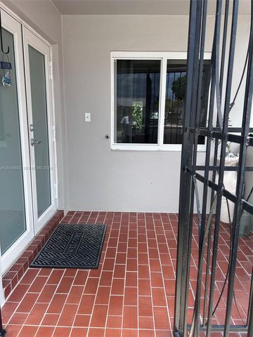 1181 SW 141st Ave, Miami, FL 33184