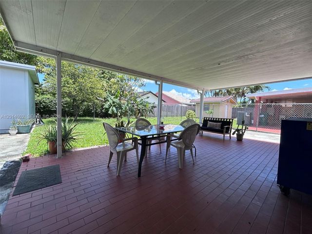 1181 SW 141st Ave, Miami, FL 33184