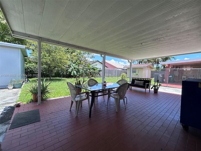 1181 SW 141st Ave, Miami, FL 33184