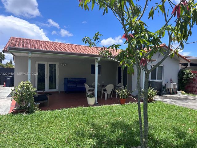1181 SW 141st Ave, Miami, FL 33184