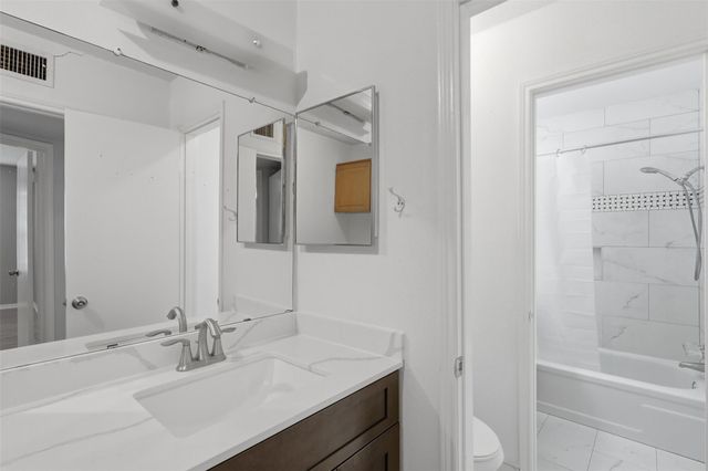 811 Threadneedle Street 287, Houston, TX 77079