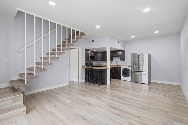 811 Threadneedle Street 287, Houston, TX 77079