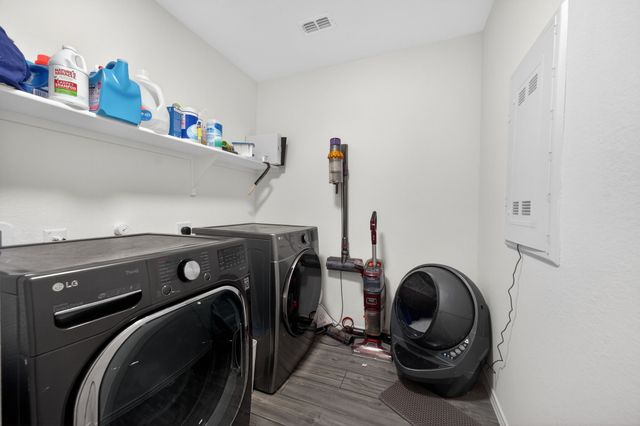 2081 Henrietta Drive, Forney, TX 75126