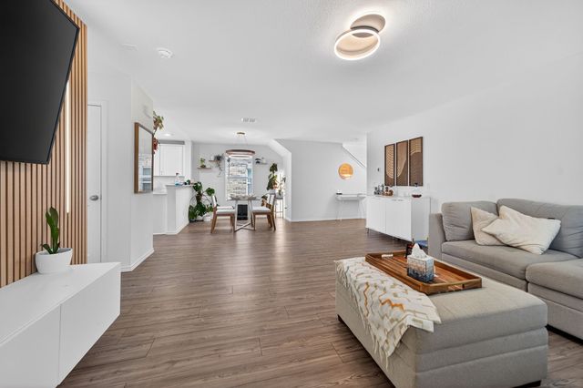 2081 Henrietta Drive, Forney, TX 75126