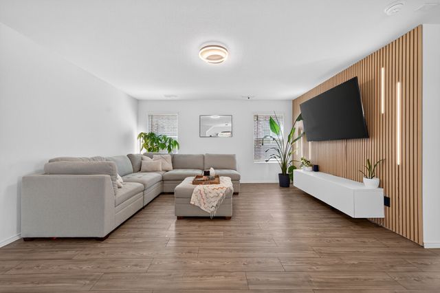 2081 Henrietta Drive, Forney, TX 75126