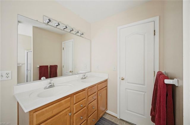 2505 Belmont Stakes DR, Virginia Beach, VA 23456