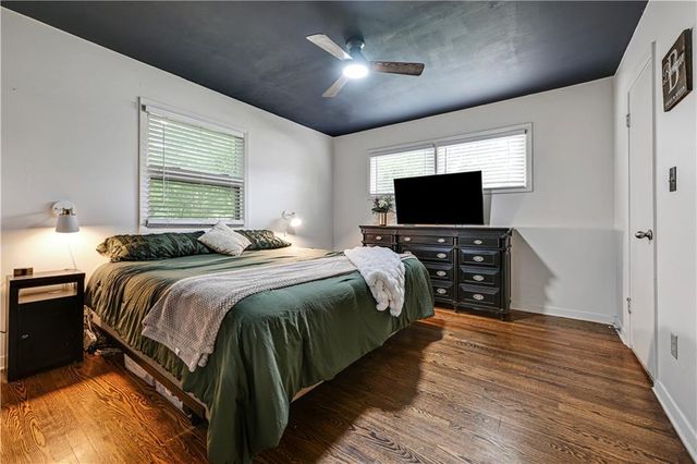 3007 W 49th Terrace, Westwood, KS 66205