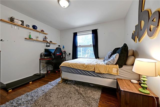 3007 W 49th Terrace, Westwood, KS 66205