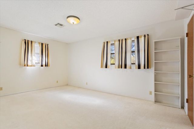 208 S Hedwig Street, Riesel, TX 76682