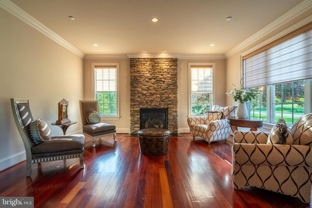 301 JULIAN CT, Plymouth Meeting, PA 19462