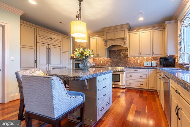 301 JULIAN CT, Plymouth Meeting, PA 19462