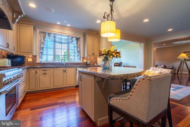 301 JULIAN CT, Plymouth Meeting, PA 19462