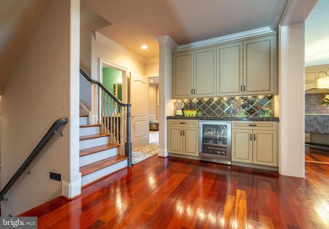 301 JULIAN CT, Plymouth Meeting, PA 19462