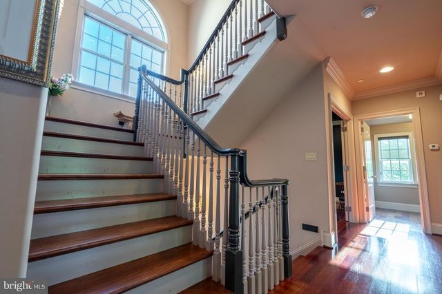 301 JULIAN CT, Plymouth Meeting, PA 19462
