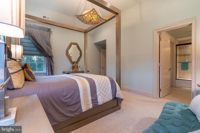 301 JULIAN CT, Plymouth Meeting, PA 19462