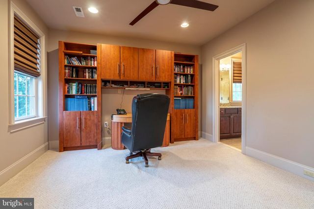 301 JULIAN CT, Plymouth Meeting, PA 19462